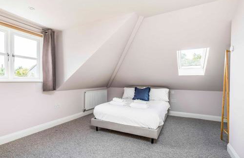 Stylish and fresh 4 bed beach house with garden - Pass the Keys - Foto 16