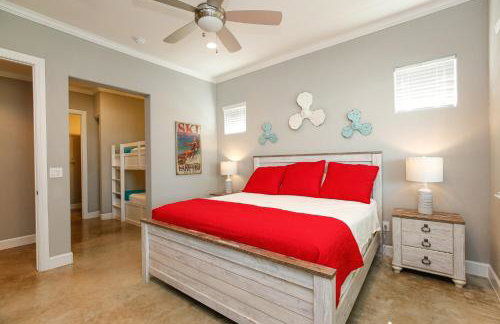 Luxury Lake LBJ House with Heated Swimming Pool and Spill Over Hot Tub and 2 Boat Slips - Foto 22