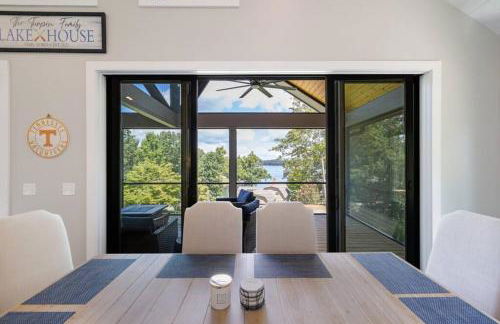 New Home, Dock, Kayaks, Game Room, Water Views - Foto 23