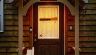 Cheerful Two Bdrm Cabin with Hot Tub & Pet Friendly - Foto 5