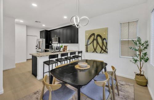 Modern 4BR Retreat in Prime Gilbert Location - Foto 6