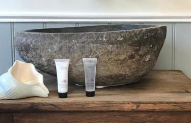 Shepherds Hut with Hot Tub - Foto 19