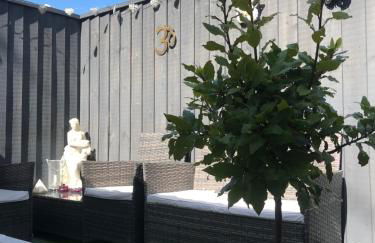 Glastonbury Rose Cottage - Photo 8