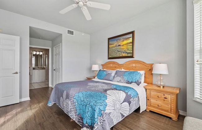 Asiago Vacation Rental at Lely Resort. Newly Furnished 2-Bedroom Condo with Stunning Lake & Golf Views. Spacious Retreat with Private Lanai, Resort Pool, Hot Tub and Gym Access - Photo 7