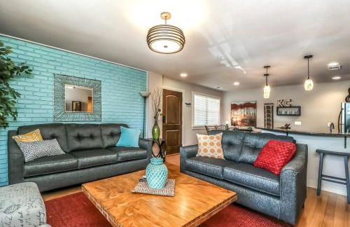 Amazing Locale 2KingBR 1BTH - Photo 5