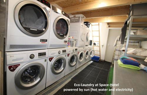 Space Hotel im Campus der JvP Schule - Foto 60