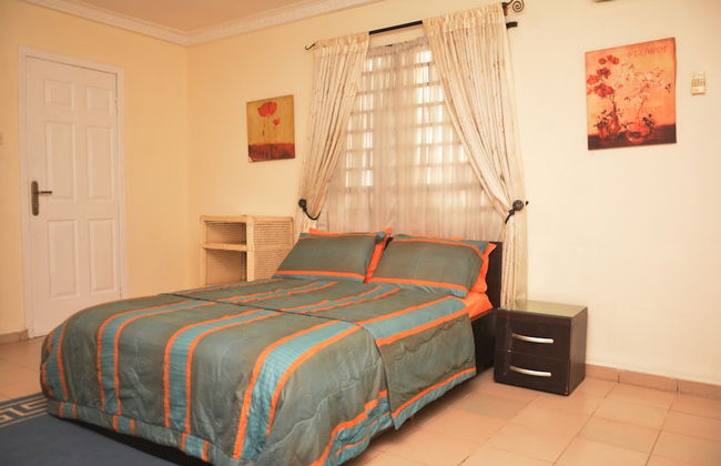 Flat 7 a and b - Photo 2