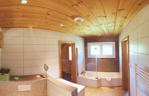 Chalet Bien Etre - 150m² - Avec Sauna & Balnéo - Les 4 saisons - Lac de Chalain - Foto 21