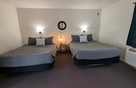 Fife Lake Lodge - Double Queen Room with Lake Access - Foto 22