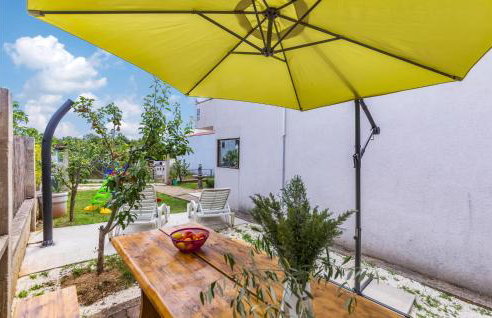 Stunning Apartment In Marcana - Foto 8