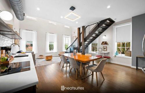 Downtown Views - Walk to Stadiums & Convention Center - Foto 1