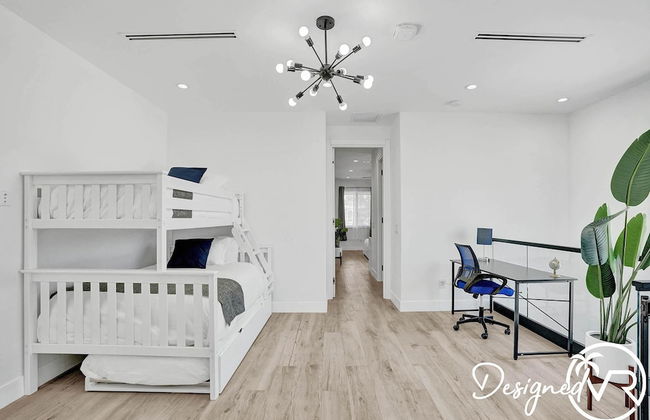 Chic 3BR w/ Pool Near Las Olas Blvd & Beach - Foto 3