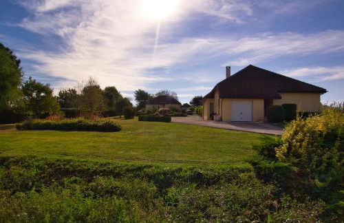 Modern holiday home with swimming pool - Foto 32