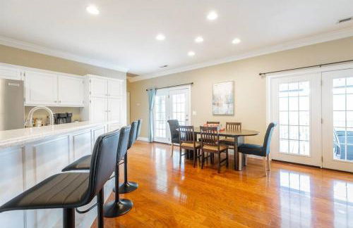 Pickleball - Pool - Hot Tub - Gym - BBQ - Foto 29