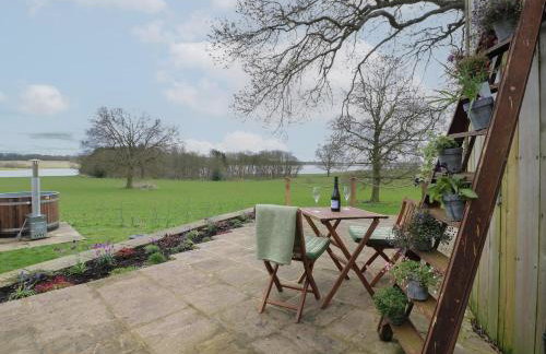 The Lazy Squire by The Water - Foto 17