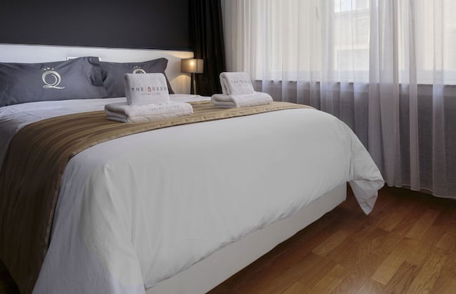 The Queen Luxury Apartments - Villa Carlotta - Photo 53