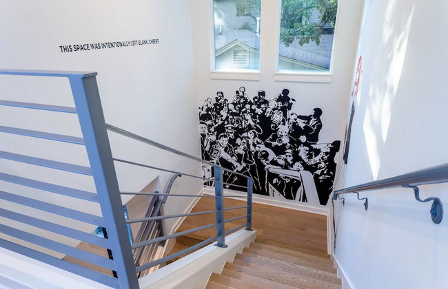 Modern ATX Mansion 6th Street 3 min Scooter - Foto 15