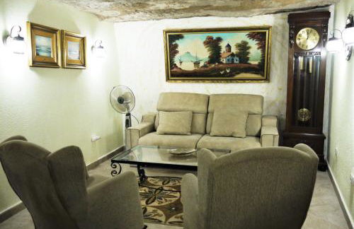 Cueva Sasha - Foto 12