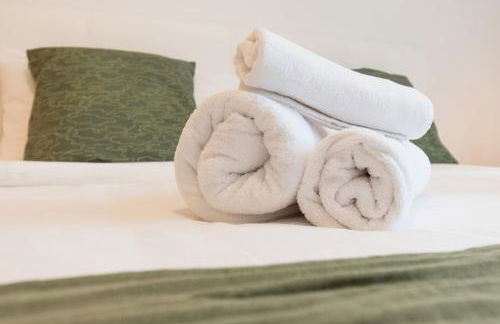 Art Home x4 in centre with private parking - Photo 12