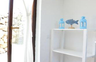 Three Sisters, absolutely unique stone houses, 200 m from the beach - Photo 15