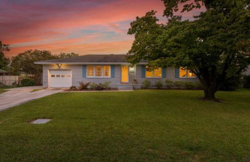 Tranquil Coastal Escape Hot tub & Garage Gym - Foto 1