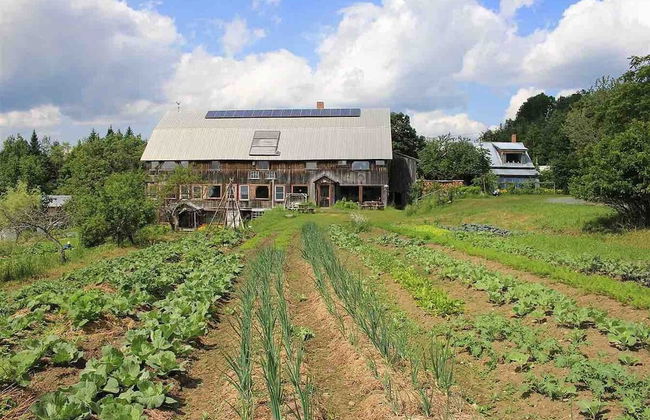 Relaxing Nature Retreat Perfect for Large Groups - Foto 1