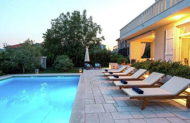 Villa in Kastel Novi Near Beach - Foto 22