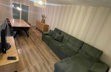 Esmeralda house com garagem privada - Foto 1