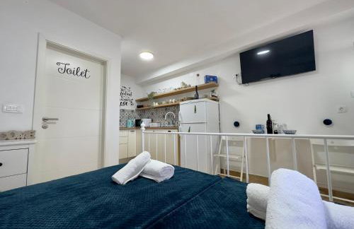 Matek family & studio apartment Rovanjska - Foto 5