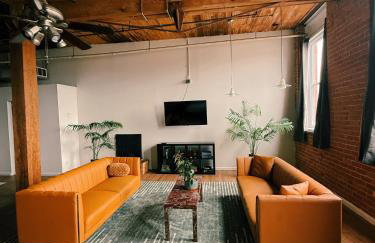 420 friendly Artsy walk Riverfront Loft King Bed - Foto 5