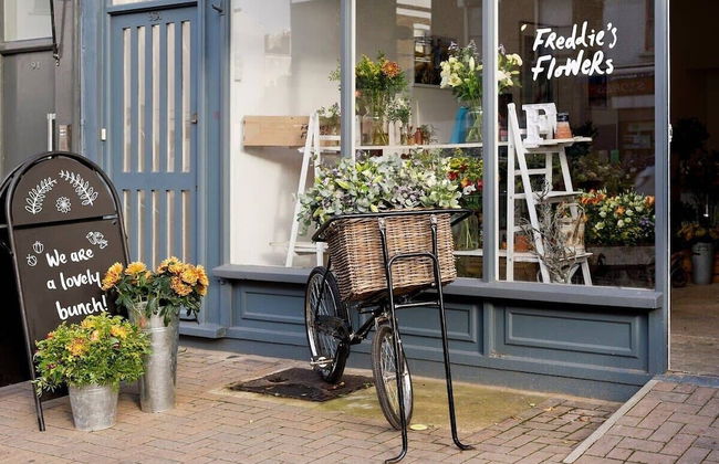 Spacious 4 Bed House, Battersea - Foto 41