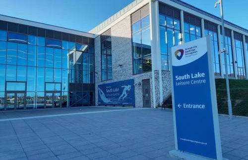 South Lake House - 300m to South Lake Leisure Centre - Foto 35