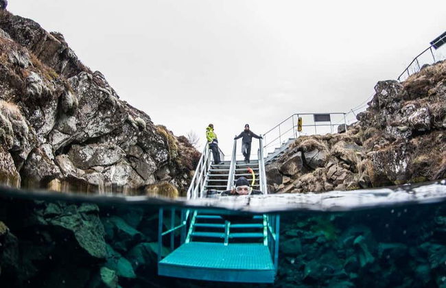Snorkeling nella faglia di Silfra + Spa a Laugarvatn - Foto 3