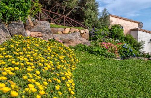 Villa Patty with infinity pool in front of the sea, parking and wifi - Foto 48