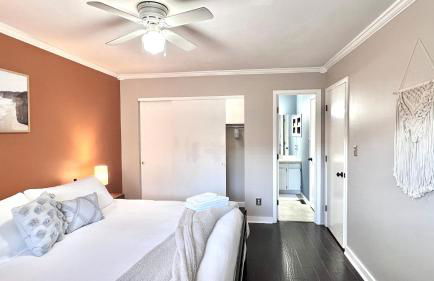 Relaxing Work-Ready 3BD2BA - 1 Mile to U of I - Foto 19