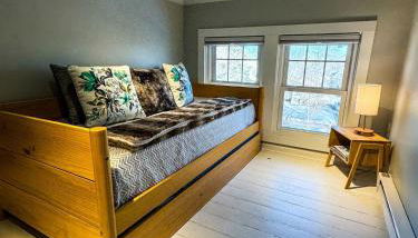 CRAFTSMAN UPSTAIRS with impressive attic! - Foto 5