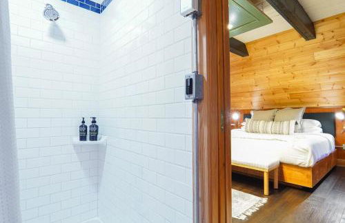 Treetop Hideaway, Sleeps 2 - Foto 31