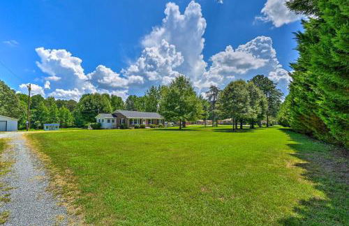 Charming Retreat on 5 Acres with Deck and Grill! - Photo 30