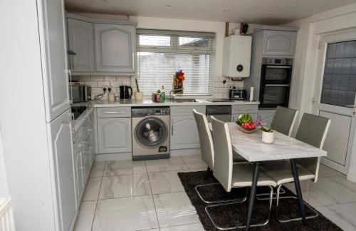 Castle House - Photo 22