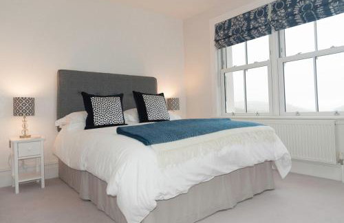 Ultimate Coastal Luxury - 5 Bed, Spacious, Parking, Hot Tub - Foto 61