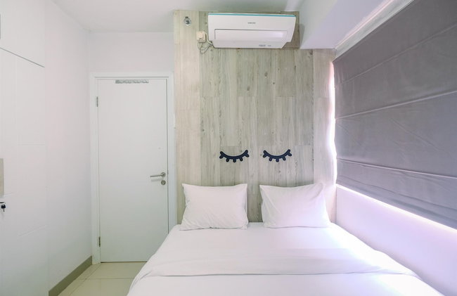 Furnished Green Pramuka 1BR Apartment with Modern Style and City View - Foto 3