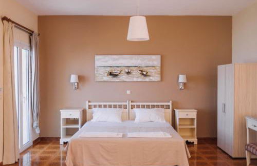 Lorraine's Cottage Style Studios, shared swimming pool and bbq only for guests at Simotata village - Photo 78