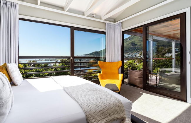 Spacious Apartment With Pool in Camps Bay - Photo 53