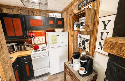 Resort- Indoor Pool, Hottub, Sauna, Gameroom - Cozy Studio-Near Slopes and Oz - Foto 25