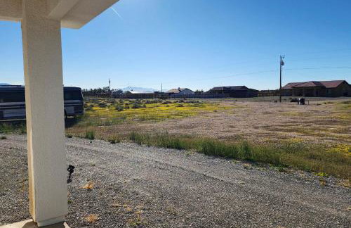 Serene Pahrump Cottage with Mountain Views! - Foto 5