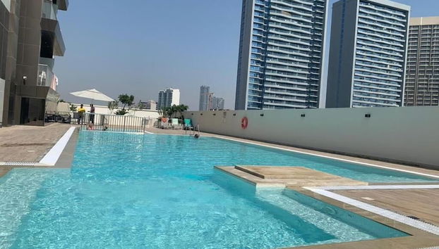 NEW Direct Golf View Sport City 2BD - Foto 4, Restaurante