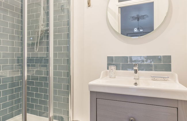 Edgar Suites Spacious Apartment Martyrs - Photo 25