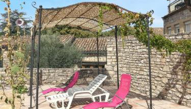 Maison accueillante à Orgnac-l'Aven avec piscine partagée - Foto 5