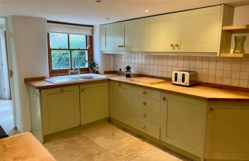 Cotswold Home over 4 floors - perfect for Families Friends Contractors - Foto 11