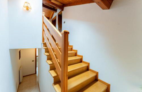 Lhousing - Tricamere con due bagni in centro - Foto 13